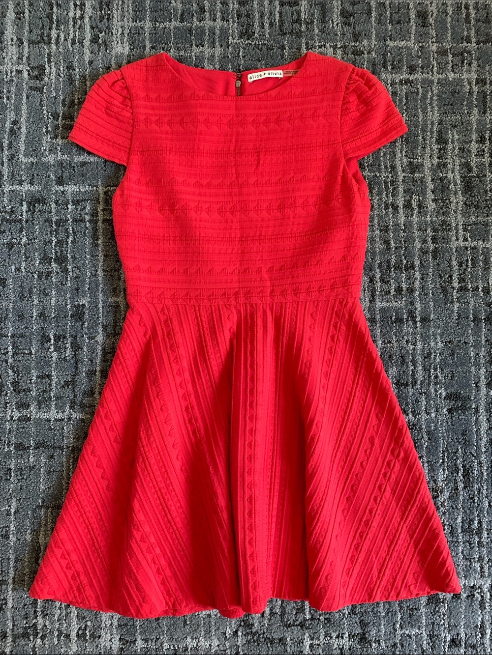 Alice + Olivia Red Textured Short-Sleeve Fit-and-Flare Dress